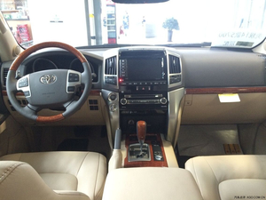 2014款丰田酷路泽5700美规版现车 尝鲜价秒杀