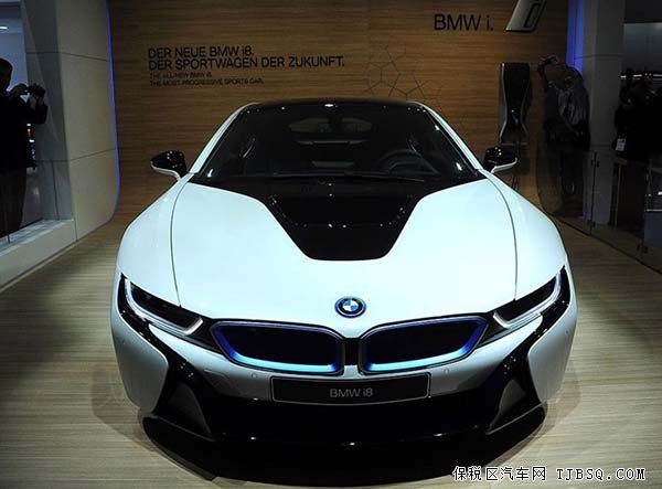 宝马i8新概念超跑 震撼发售享超低折扣