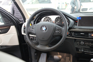 2014款宝马X5/X6进口现车 辉煌让利抢购中