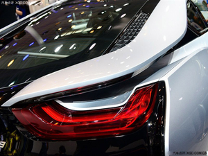 宝马i8新概念超跑 震撼发售享超低折扣