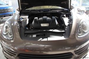 中规版保时捷卡宴桃花木 铂金版现车优惠3万