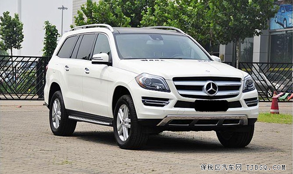 奔驰GL450颜色齐全 2015款现车已到天津港