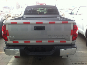 丰田坦途皮卡低价脱销 港口现车优惠不间断