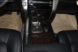 丰田兰德酷路泽5700津门底价 让利优惠降价