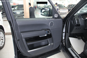 路虎揽胜行政现车到店 天津现实优惠促销中