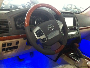 丰田酷路泽4000中东现车 优惠来袭底价销冠