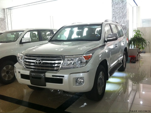 丰田酷路泽4000中东现车 优惠来袭底价销冠