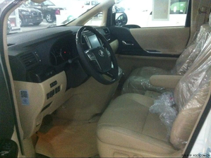 2015款丰田埃尔法3.5L保姆车 港口现车77.5万起