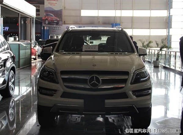 2014款奔驰GL350 天津现车钜惠来袭惊喜不断