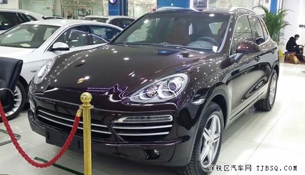 2014款保时捷卡宴铂金强者来袭 现车低价优惠中