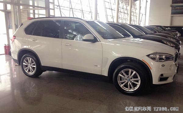 14款宝马X5现车底价盛行 精彩促销闪亮出击