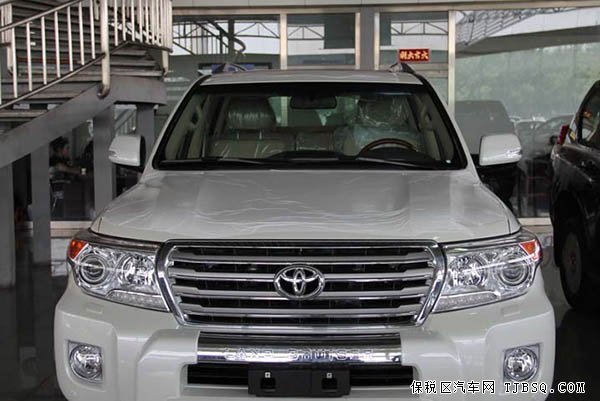 丰田兰德酷路泽5700商家热卖 年底优惠不断