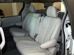 丰田塞纳触底价特卖 天津现车到店实惠抛售