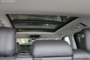 路虎揽胜现车到店 天津港现车充足低折扣