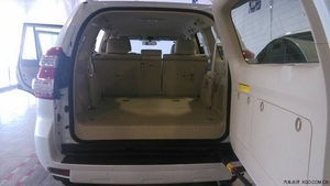 2014款丰田普拉多2700VX中东版 彩色仪表盘