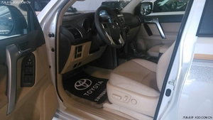 2014款丰田普拉多2700VX中东版 彩色仪表盘