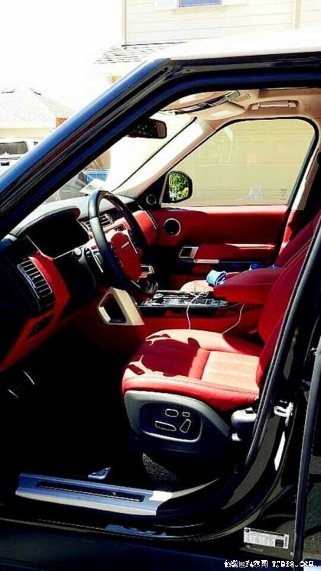 路虎揽胜行政加长版 现车浓情让利冲击底价