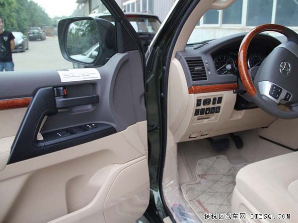 丰田酷路泽4000中东版 驾拥时尚环保巡洋舰