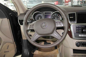 14款奔驰ML350触底价独享 巅峰极致驭驾越强