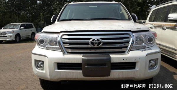 丰田兰德酷路泽4000飚底价 吹响优惠集结号