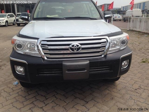 丰田兰德酷路泽4000飚底价 吹响优惠集结号