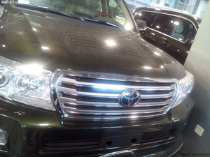 丰田兰德酷路泽4600中东版现车到店 越野利器