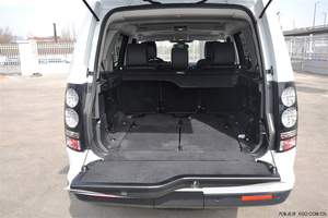 2014款路虎发现4享底价 豪华大气驾享新时尚