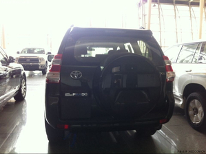 丰田普拉多4000巅峰让利 天津现车优惠超低价