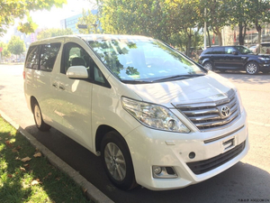 2015款丰田埃尔法中东版 港口现车巅峰促销