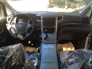 2015款丰田埃尔法中东版 港口现车巅峰促销