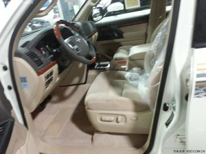 丰田兰德酷路泽4600岩石版 击穿冰点最低价