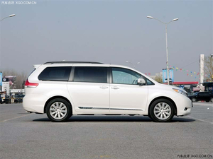 2014款丰田塞纳3.5豪华商务降价 购车时机成熟