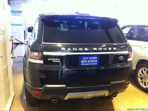 2014款路虎揽胜运动版现车到店 年底优惠不断