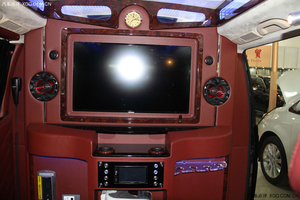 奔驰威霆商务车现车到店 天津现车充足低折扣