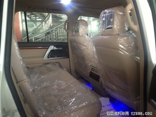 丰田兰德酷路泽4000中东版现车 港口惊爆走量价