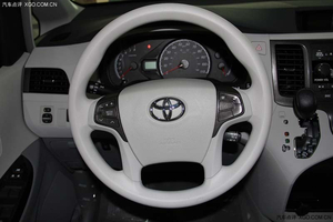 14款丰田塞纳3.5美规版降价 购车最具性价比