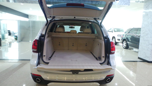 2014款宝马X5商家促销 现车抵港实惠价格销售