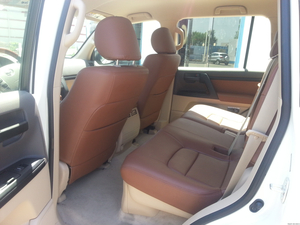 丰田酷路泽4000中东版 商家现车充足超多优惠