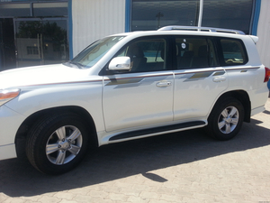 丰田酷路泽4000中东版 商家现车充足超多优惠