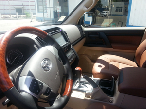 丰田酷路泽4000中东版 商家现车充足超多优惠