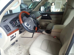 2014款丰田酷路泽4000完美改装版 再掀降价潮