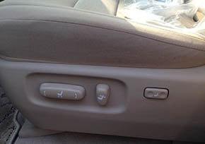 丰田酷路泽4600中东版 双油双备/天窗/导航现车97万