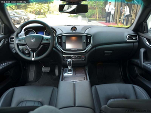 2014款玛莎拉蒂总裁现车到店 年底优惠不断中