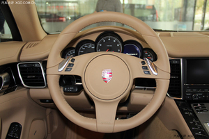 14款保时捷帕纳梅拉现车到店 再掀折扣风潮