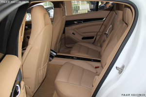 14款保时捷帕纳梅拉现车到店 再掀折扣风潮