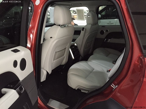 2014款路虎揽胜运动版 天津港高额优惠让利多