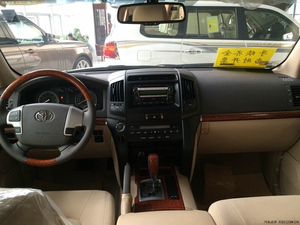 14款丰田兰德酷路泽4000促销 顶配现车极致豪惠