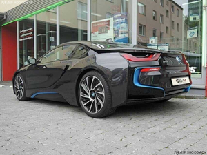 宝马I8纵享激情不言而驭 魅力开惠降价