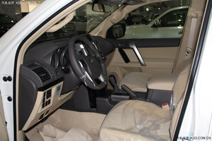 丰田霸道2700中东版商家让利 现车最低价促销