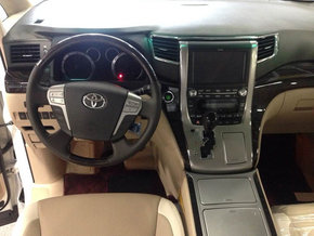 丰田埃尔法商务之巅天津现车 最低价热卖促销